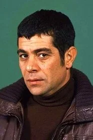 بهروز وثوقی